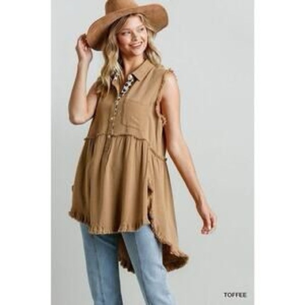 Umgee Toffee Sleeveless Tunic Top